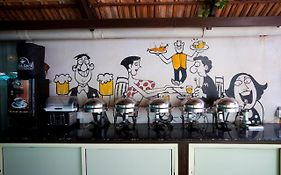 De Lagom Comforts , Comfortable Rooms With Pool & Breakfast - Near Anjuna Beach